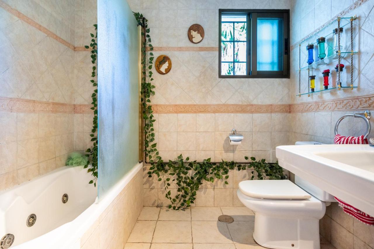 Villa La Bicicleta Azul มาลากา ภายนอก รูปภาพ